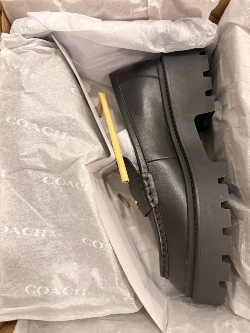 Coach Black Lucy Leather Loafer Box - Picture 6 of 8